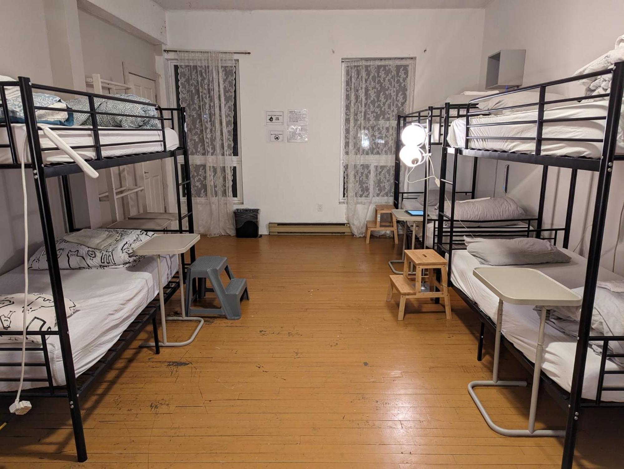 The Parkdale Hostellerie Торонто Экстерьер фото